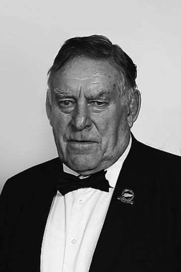 Colin Meads